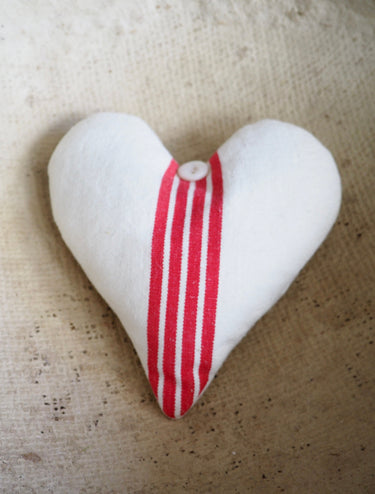 Handmade French Torchon Lavender Heart Sachet